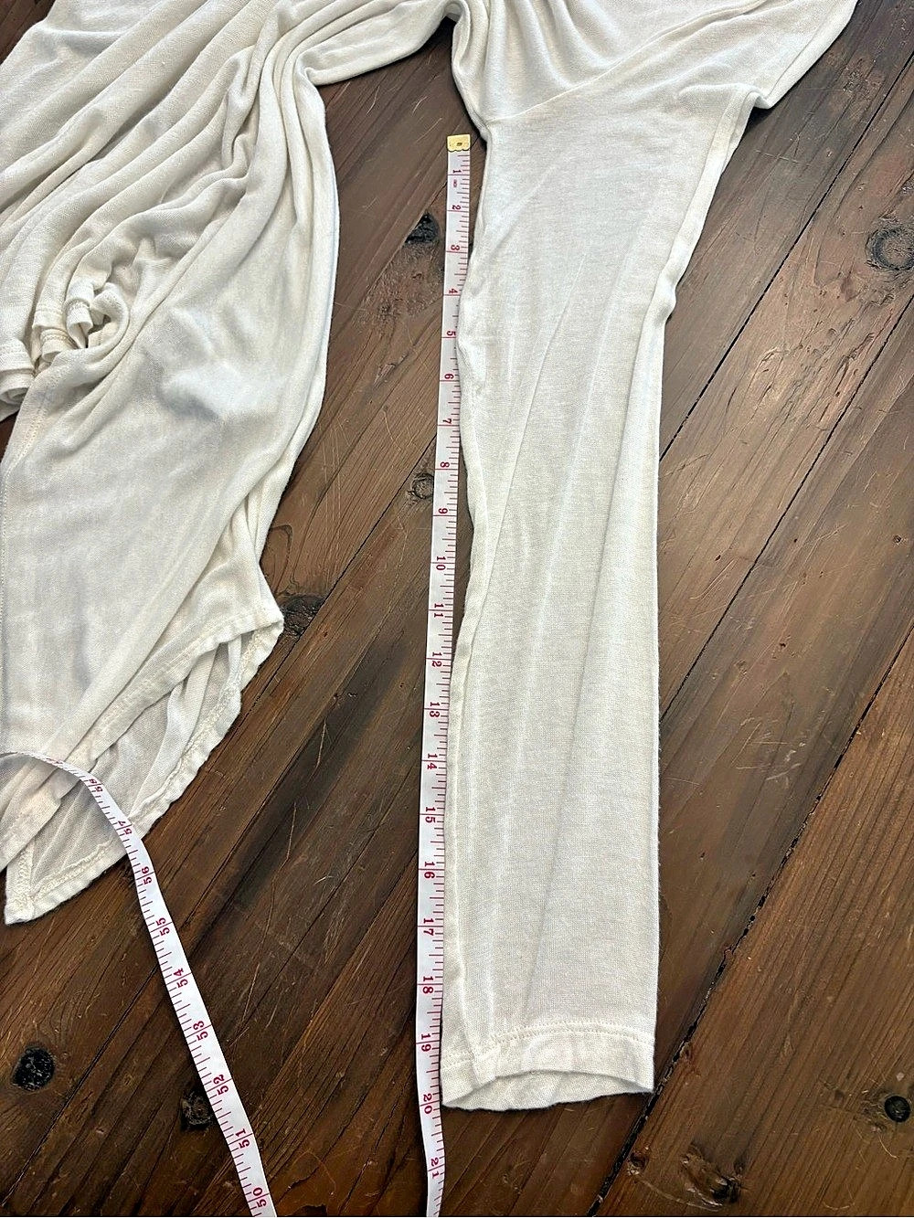 Forever 21 Off White Asymmetrical Handkerchief Hem Tunics Top - Size Large - Picture 6 of 7